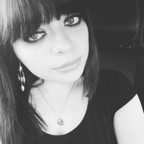 Meet your Posher, Jamie - Picture 1 of 1